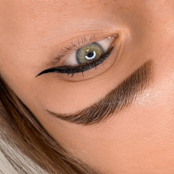 Ламинирование бровей