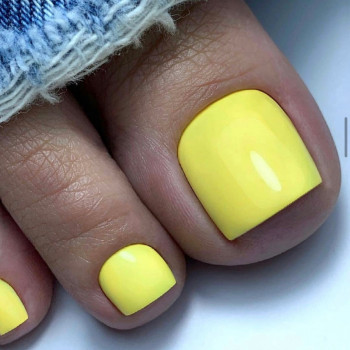 Педикюр пальчиков без обработки стопы 1500₽