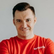 Masseur Artem Poznan,