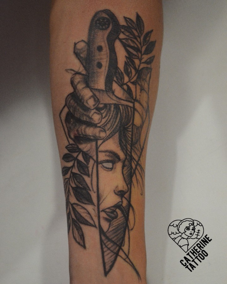 Ramię dziewczyna przedramię, photo - Studio tatuażu Catherine tattoo