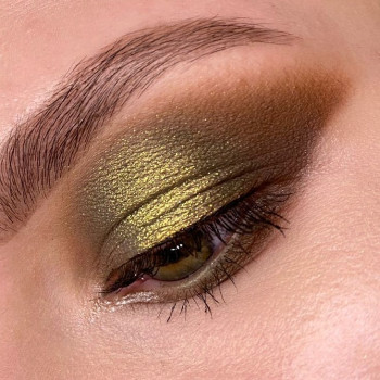 Макияж и причёска 
                    Specjalista od brwi Снежана Лихачева Saratov