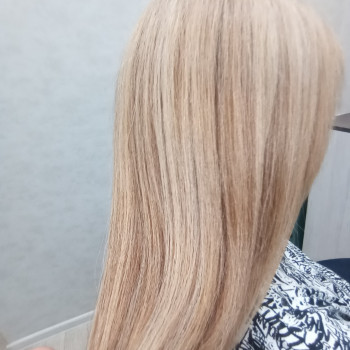 Наращивание волос
                    Female Hair Stylist Оксана Радченко Ulyanovsk