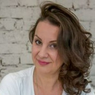 Cosmetologist Лариса Угринова on Barb.pro