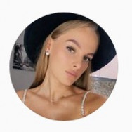 Kosmetyczka Алина Moscow,