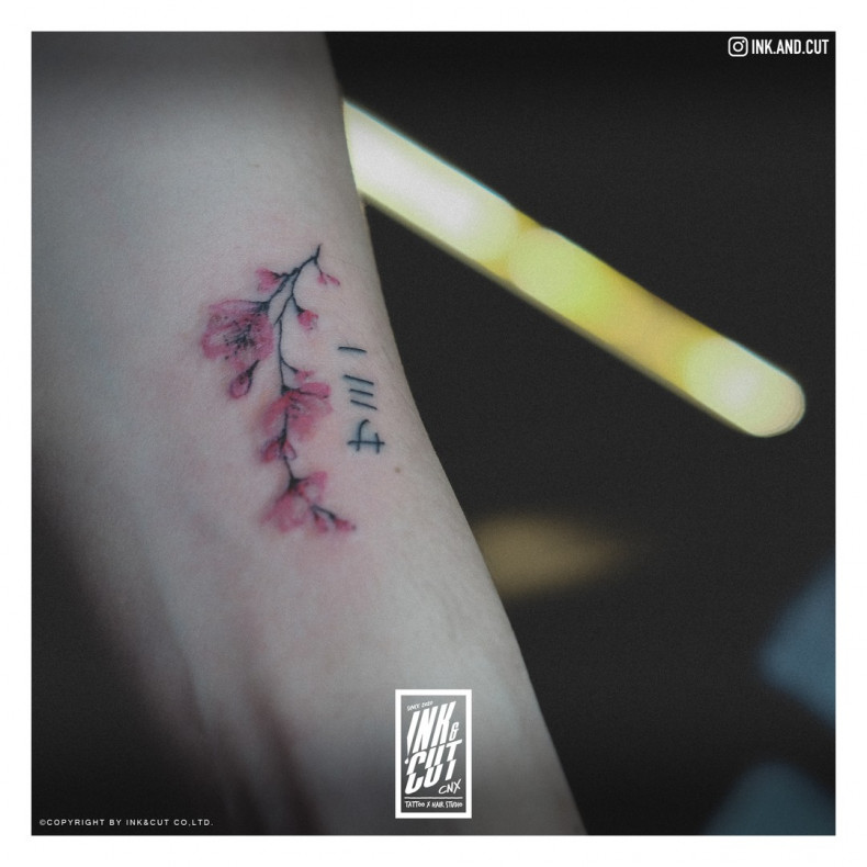 Sakura colorful flower, photo - Tattoo Studio Ink&Cut Tattoo x Hair Studio