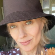 Cosmetologist Лариса Moscow,