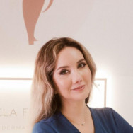 Cosmetologist Фиорела Фуентес on Barb.pro