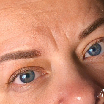 Татуаж бровей