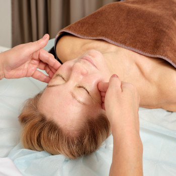 Массаж лица "AntiAge"
                    Masseur Татьяна Сердюк Rostov-on-Don