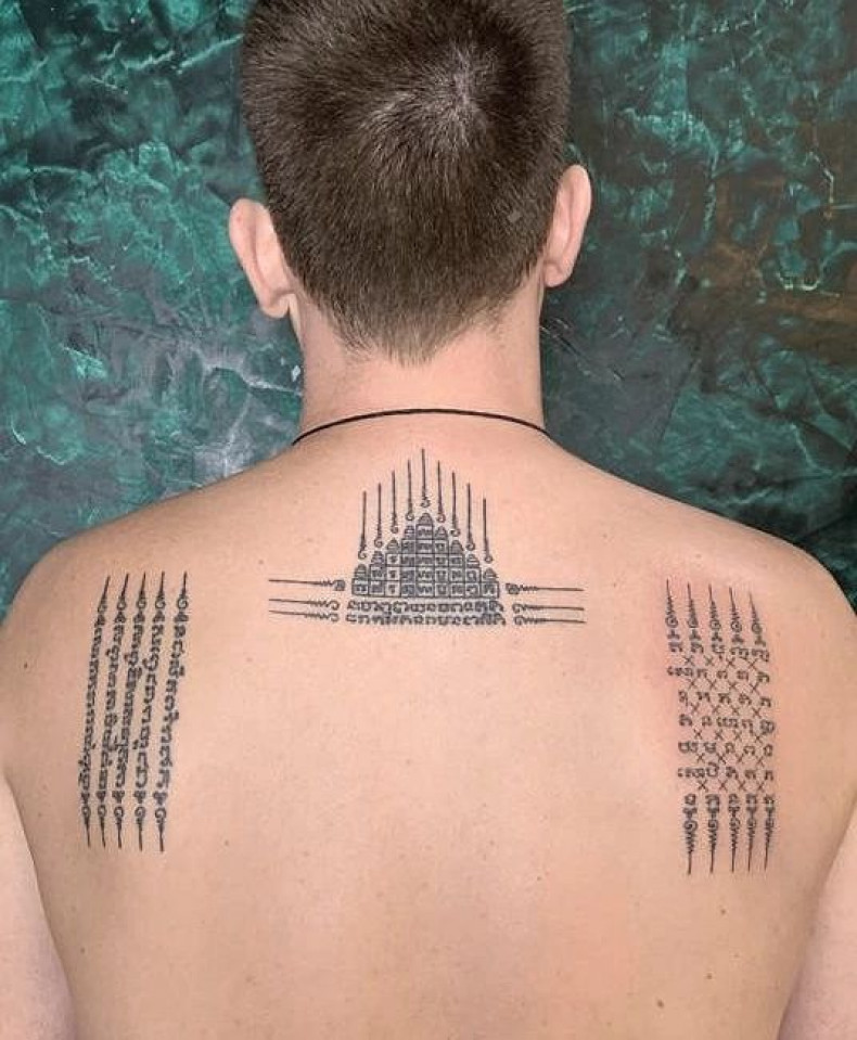 Мужские на спине узор, photo - Тату салон Chang Artist Tattoo Aonang