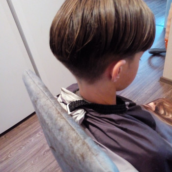 Детский парикмахер с выездом на дом
                    Аквагример Мария Гончарова Saint Petersburg