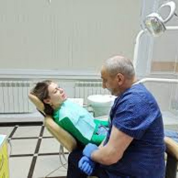 Лечение зубов под микроскопом