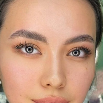 Ламинирование бровей 