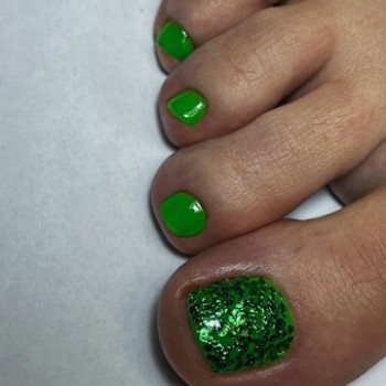 Маникюр и педикюр
                    Maniküre Анастасия  Rostov-on-Don