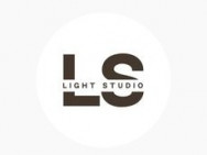 Photo Studio Light on Barb.pro