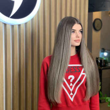 Наращивание волос
                    Mistrz Przedłużania Włosów Юлия Вотякова Samara