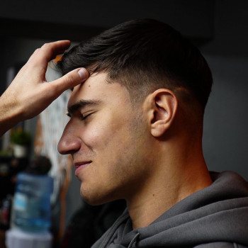 Stage cut, Wroclaw Фото - 5