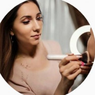 Maskenbildner Darya Krakow,