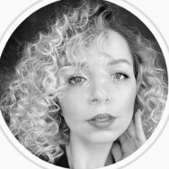 Визажист Анна Вроцлав,