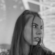 Specjalista od brwi Mariya Kraków,