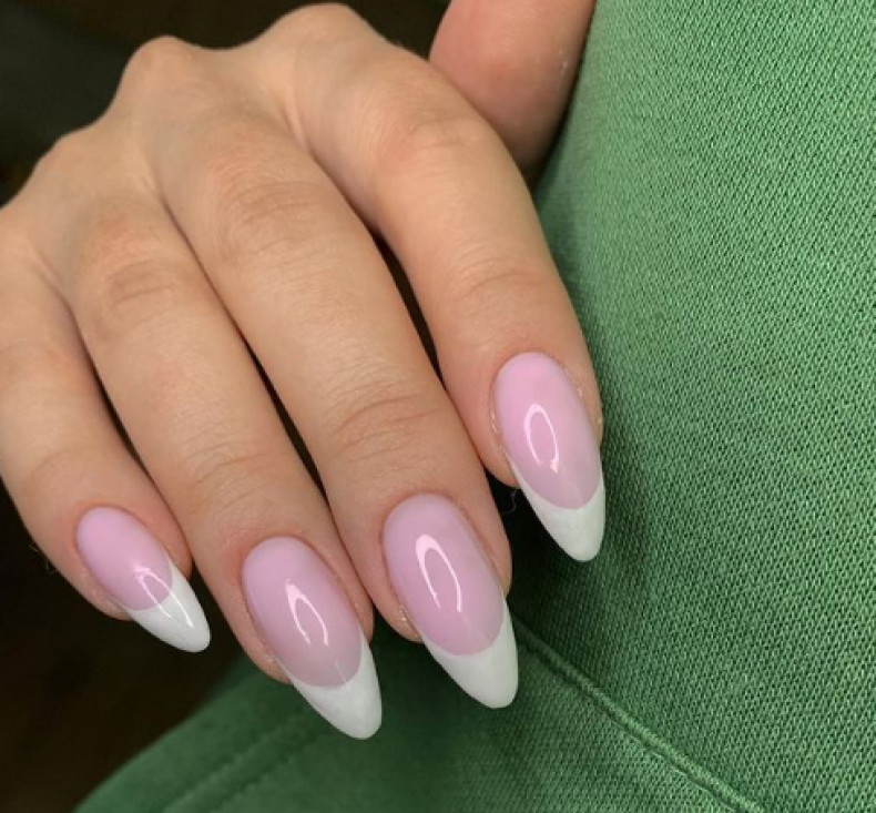 Francuski manicure, photo - Manicurzysta Viktoriya Repieva