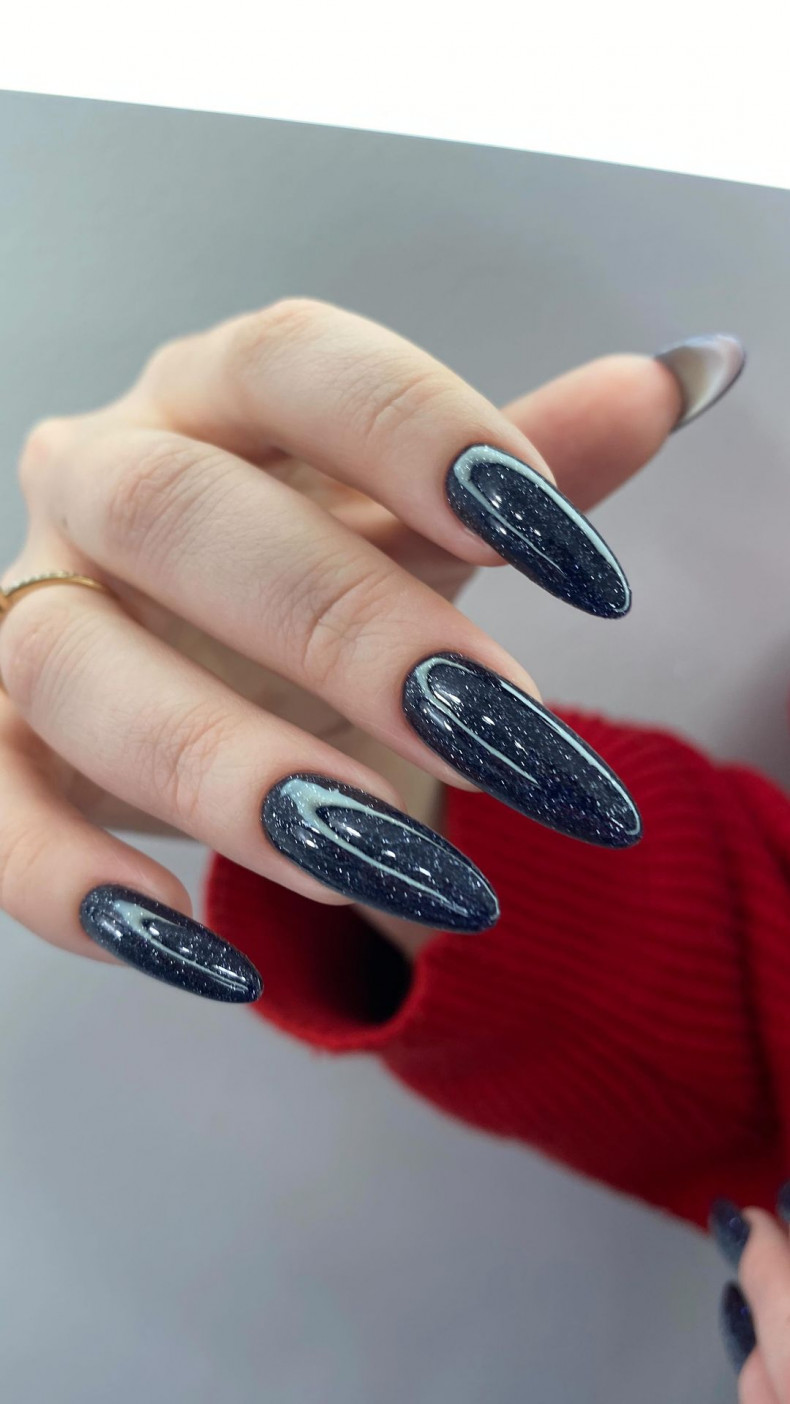 Blue long, photo - Manicurist Katerina Slashcheva