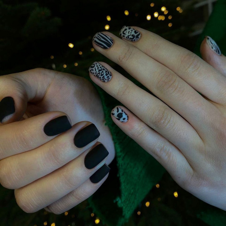 Black matte two color, photo - Manicurist Irina