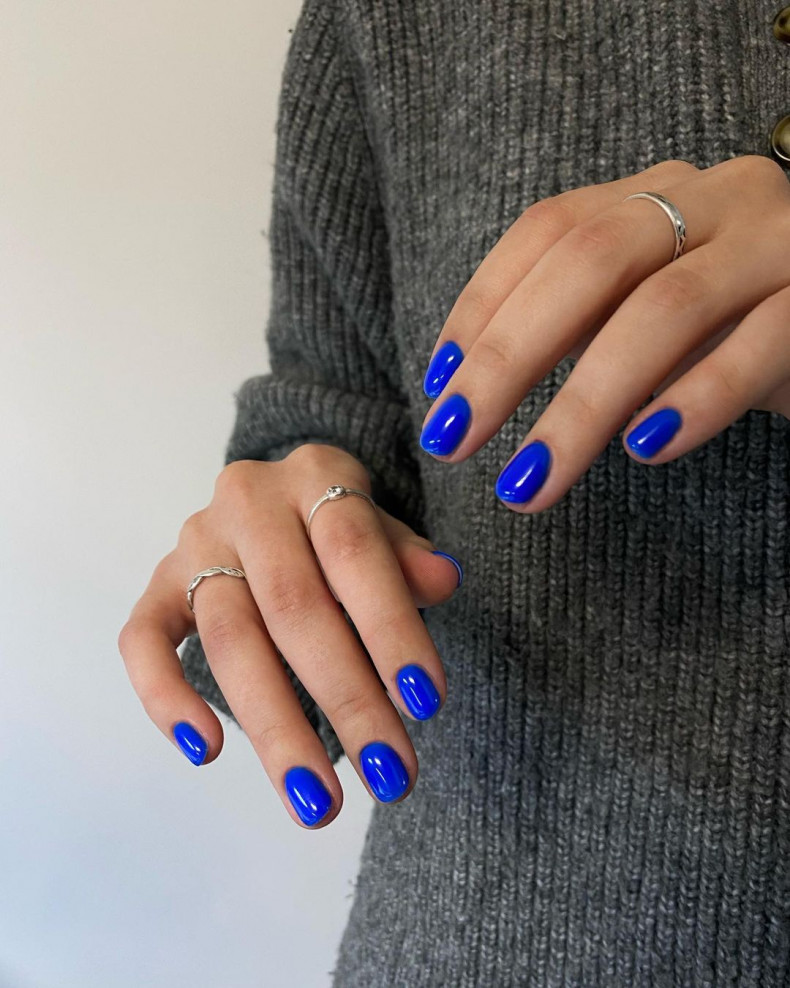 Short blue, photo - Manicurist Kseniya Shcherbata