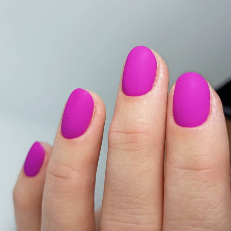 Short matte crimson, photo - Manicurist Irina Drobaha