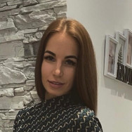 Hairdresser Veronika Nikolaichuk on Barb.pro