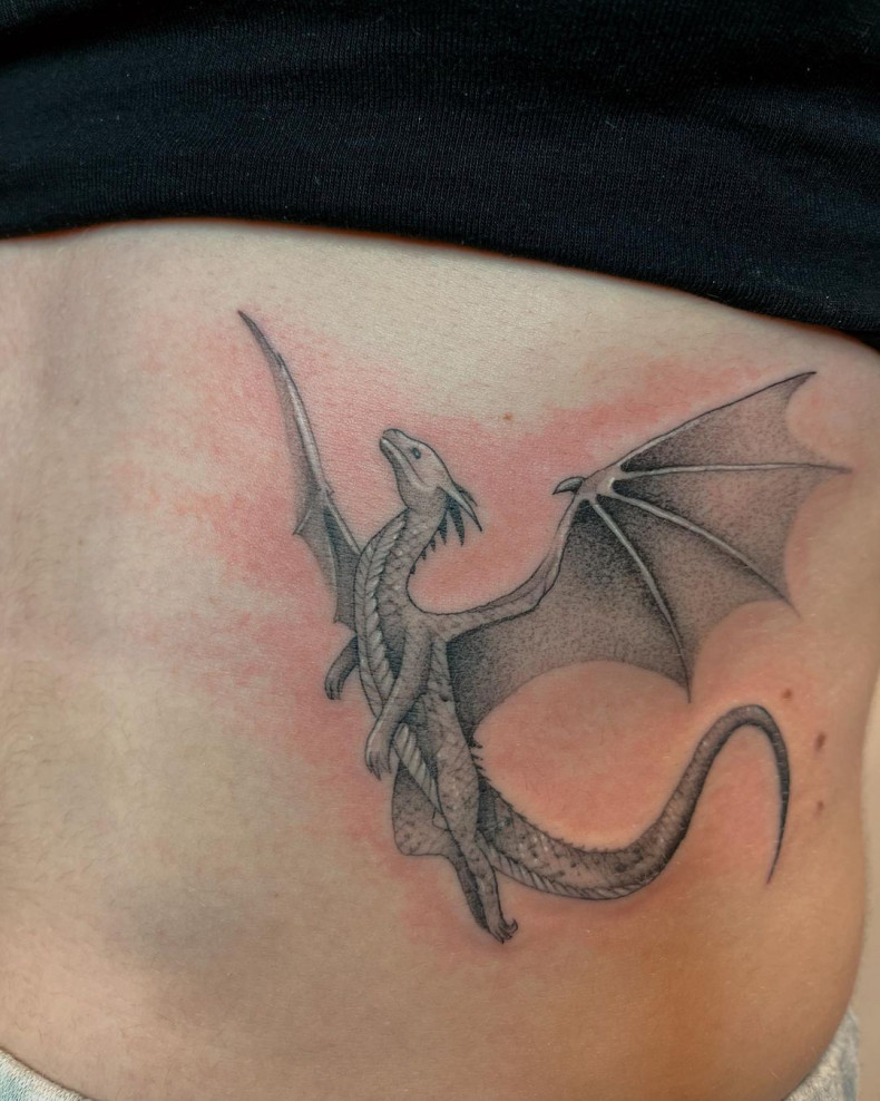 Dragon side, photo - Tattoo Master Juliya