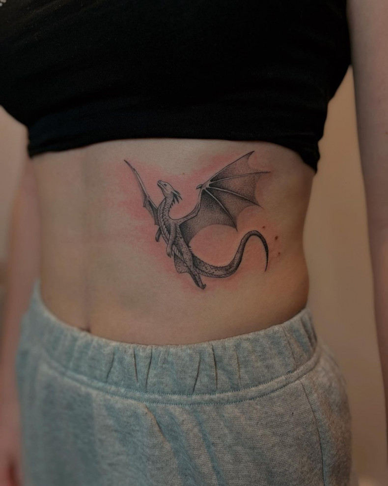 Women dragon side, photo - Tattoo Master Juliya