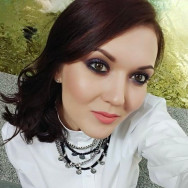 Makeup Artist Анастасия  on Barb.pro