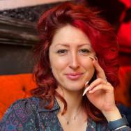 Hairdresser Juliya Budnik on Barb.pro