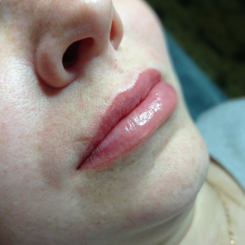 Перманентный макияж губ, "Акварельная техника"