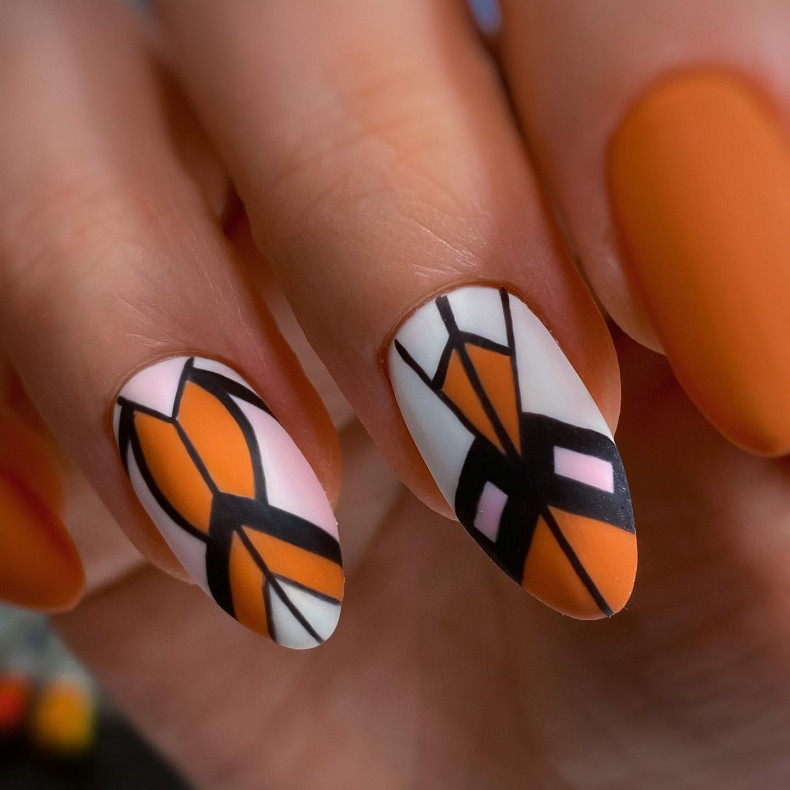 Fall matte orange, photo - Manicurist Anastasiia Romanowa