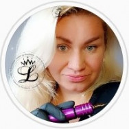 Permanent Make-up-Meister Elena Hlivnyak on Barb.pro