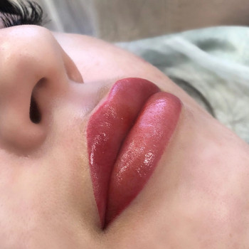 Перманентный макияж губ и бровей 
                    Permanent Make-up-Meister Шанна Карамова Rostov-on-Don