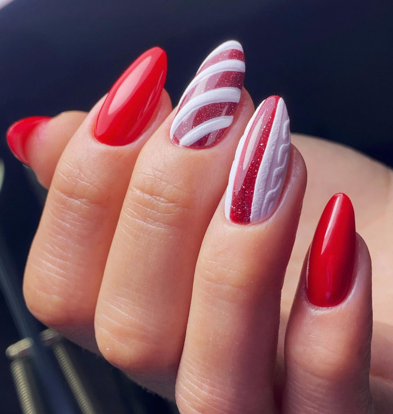 Weiße rote weihnachts, photo - Maniküre Alena Kipcharskaya