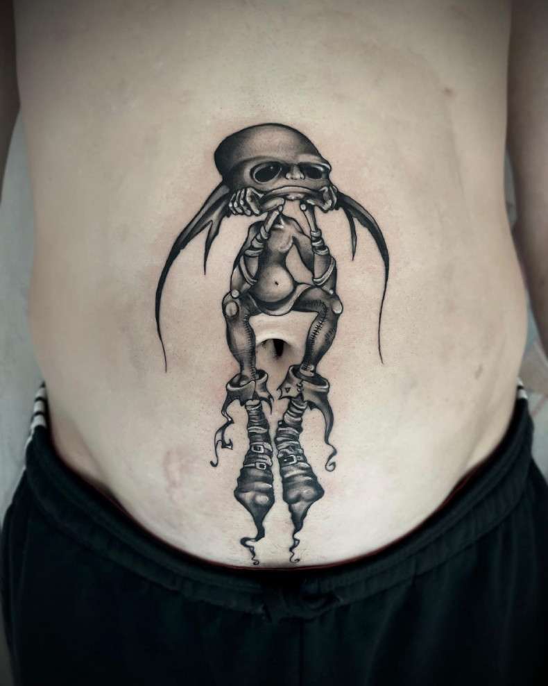 Männer am bauch horror, photo - Tattoo-Meister Aliaksei Morsoylew