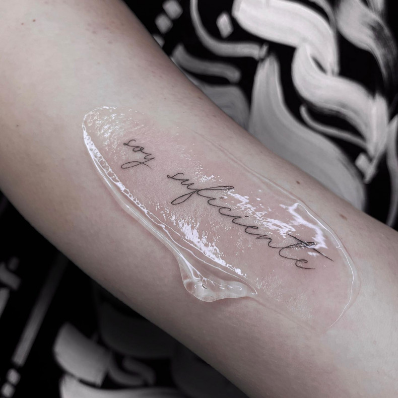 Arm letter words, photo - Tattoo Master Ekaterina Semenova