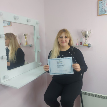 Обучение наращиванию ресниц 