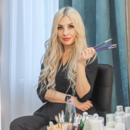 Permanent Makeup Master Julia Nuraeva on Barb.pro
