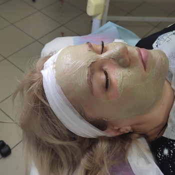 Ультразвуковая чистка лица + поверхностный пилинг + альгинатная маска 