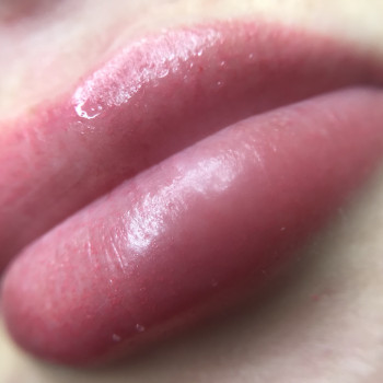 Татуаж 
                    Мастер татуажа Виктория Зерчук Барселона