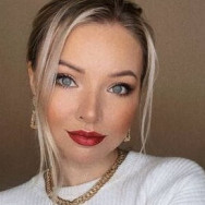 Makeup Artist Виктория Русскина on Barb.pro
