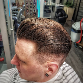 In Stadt Friseur, Hamburg Фото - 5