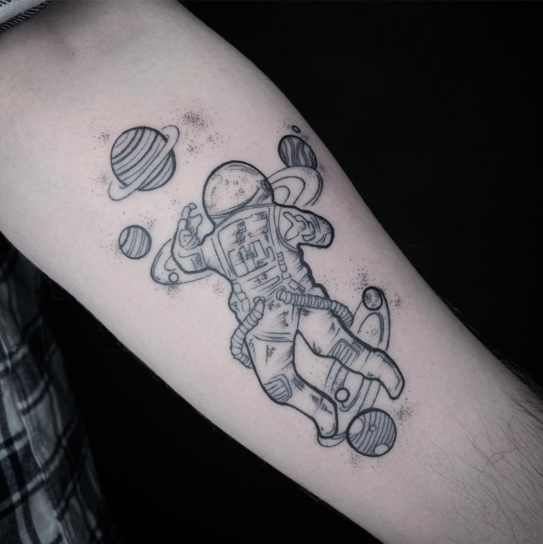 Männer Arm astronaut, photo - Tattoo-Studio Spadetattoo