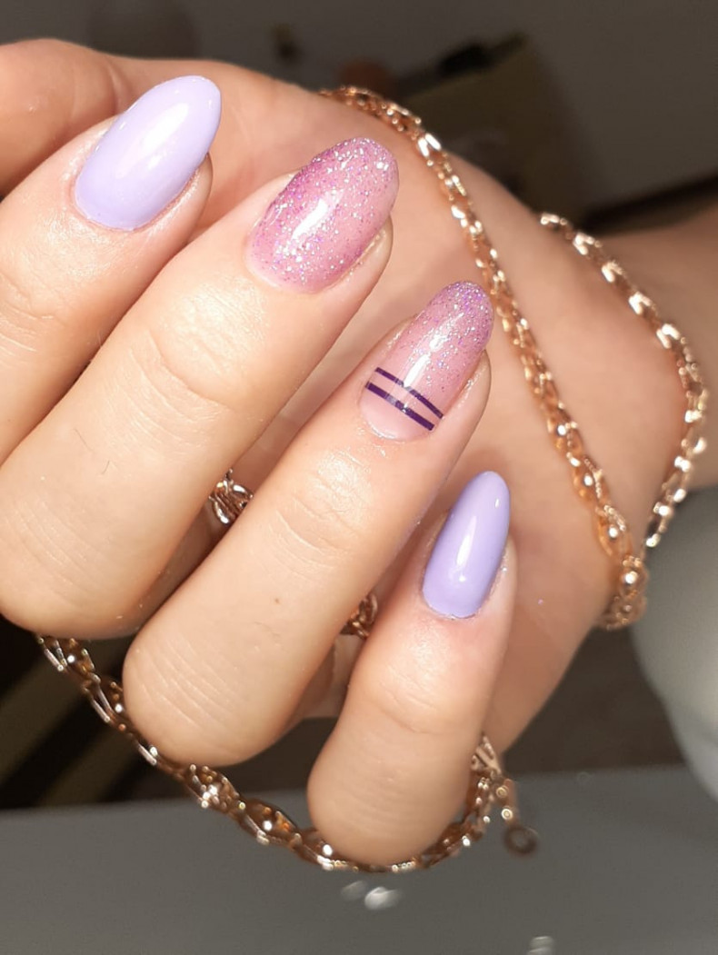 С блестками рисунком сиреневый, photo - Мастер маникюра Лилия Евграфова
