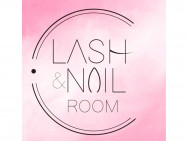 Beauty Salon Lash and Nail Room on Barb.pro